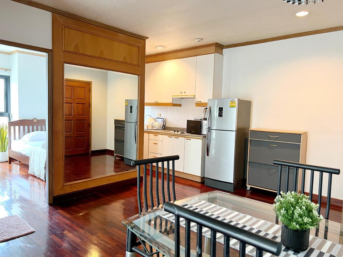 Center Bangkok Suite Next To Platinum Mall Μπανγκόκ Εξωτερικό φωτογραφία