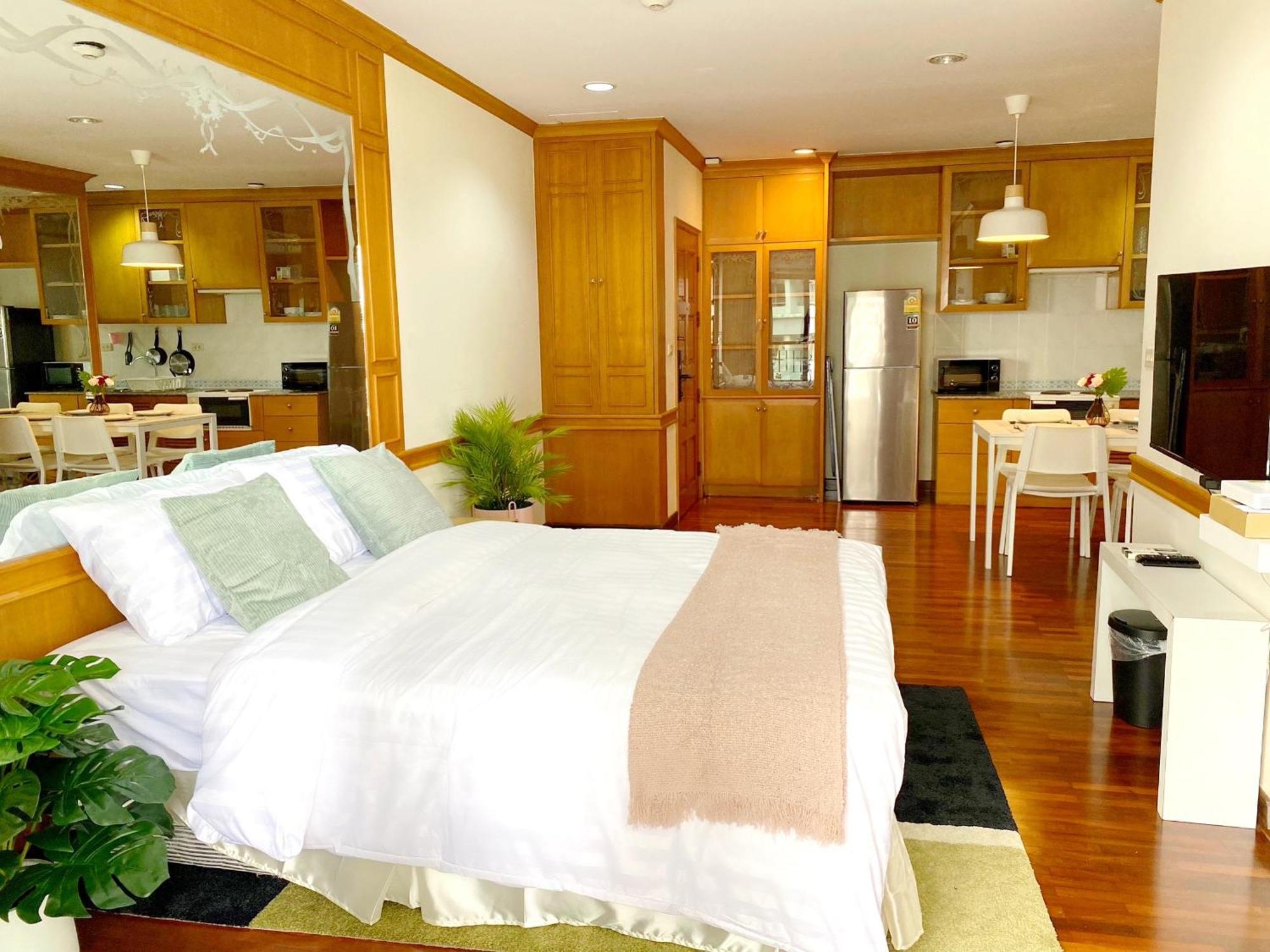 Center Bangkok Suite Next To Platinum Mall Μπανγκόκ Εξωτερικό φωτογραφία